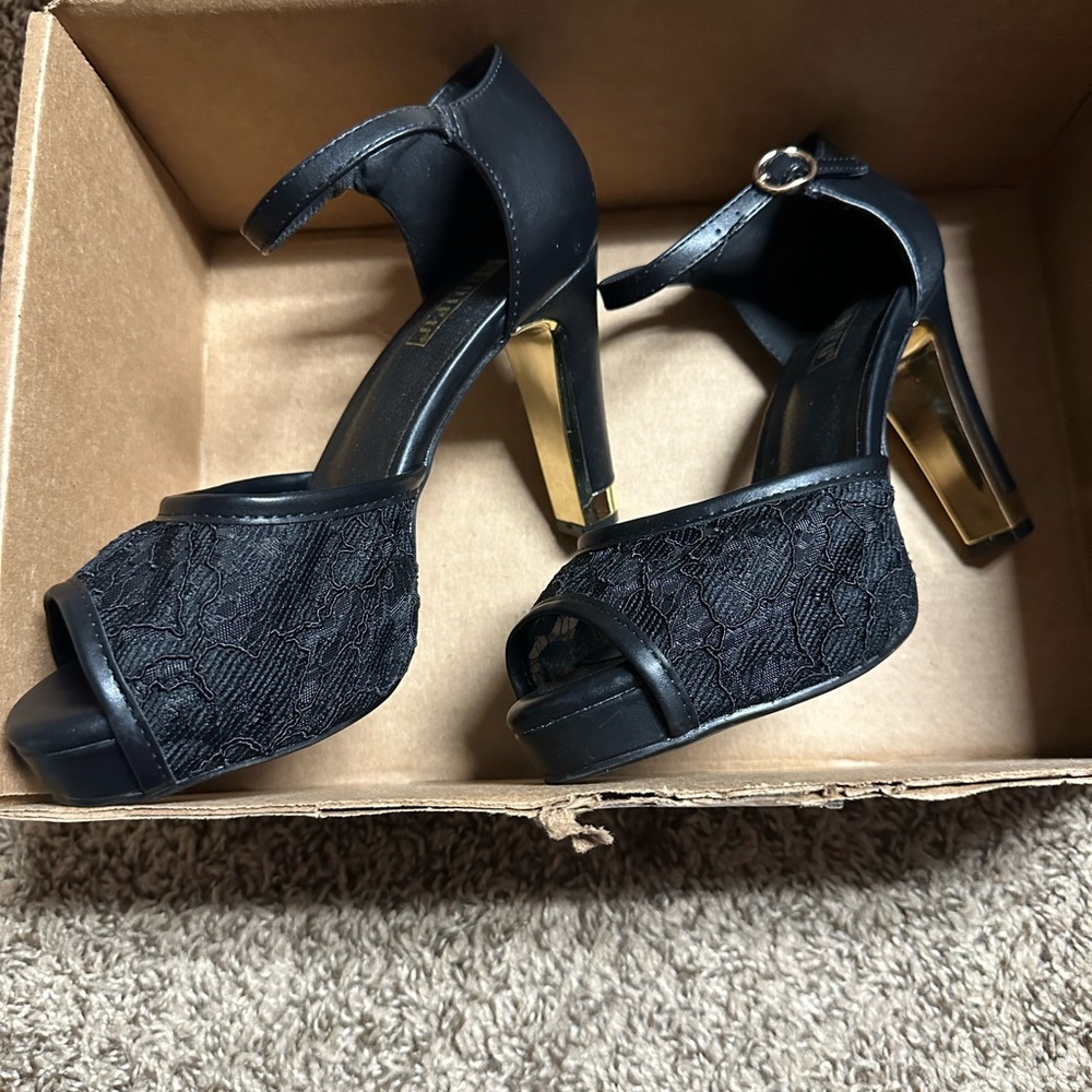 IDIFU Women's Size 7 IN4 Mary Platform Chunky High Heels